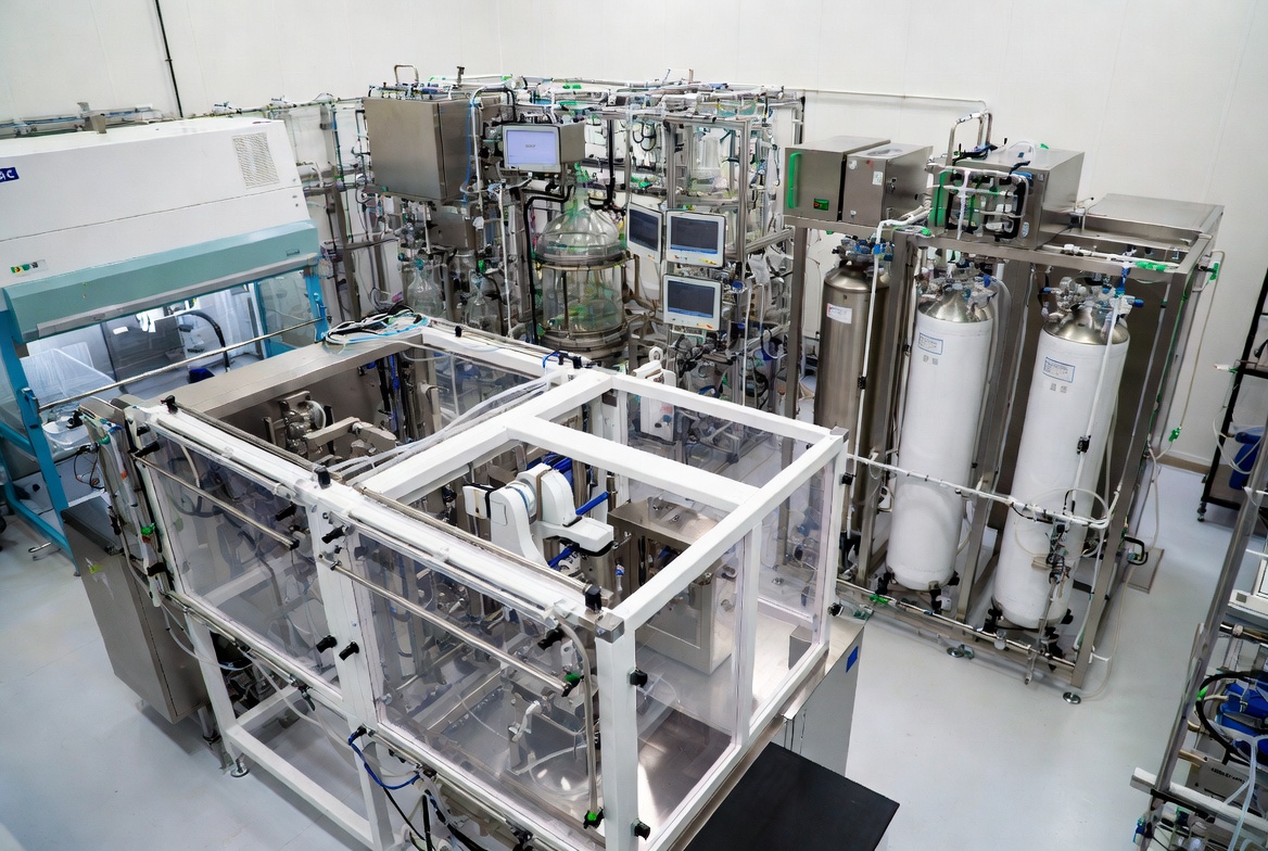 Cell and gene therapy manufacturing facility advanced suite insurance